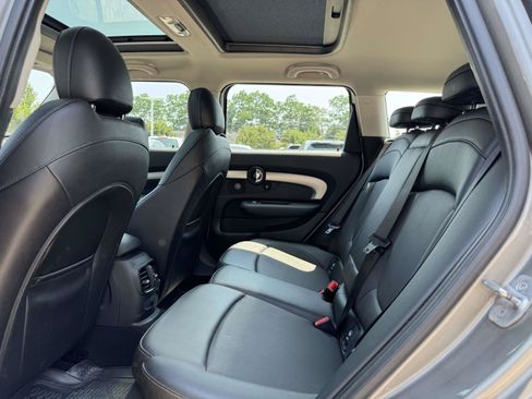 Used 2017 MINI Cooper Clubman S FWD image 9