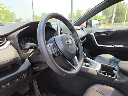 Used 2022 Toyota RAV4 XSE w/ XSE Grade Weather Package AWD/4WD image 23