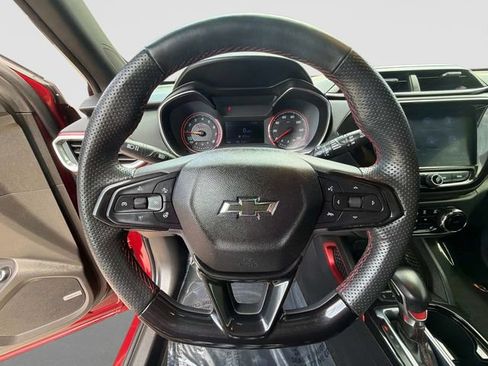 Used 2022 Chevrolet TrailBlazer RS w/ Sun and Liftgate Package FWD image 27