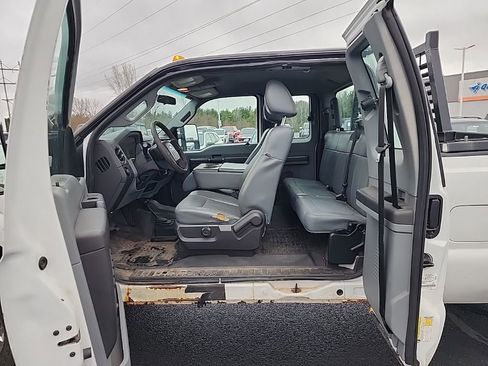 Used 2013 Ford F250 XL w/ PWR Equipment Group image 11