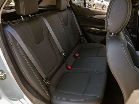 Used 2025 Buick Encore GX Preferred FWD image 12