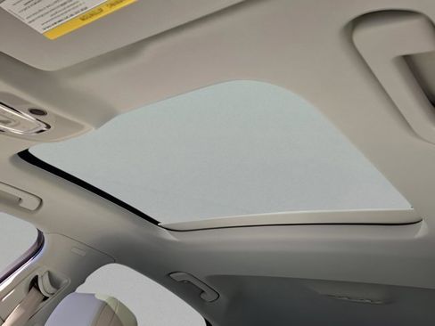 Used 2025 Audi A6 Premium Plus w/ Premium Plus Package image 18