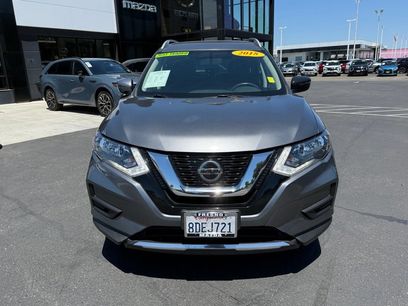 Used 2018 Nissan Rogue SV