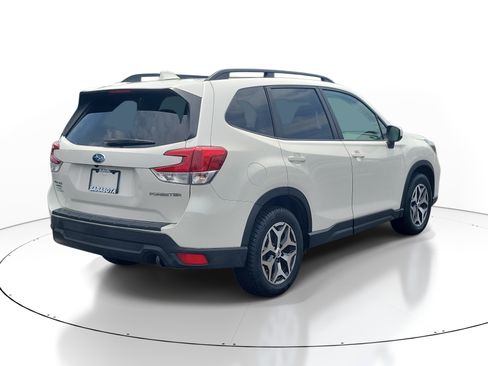 Used 2020 Subaru Forester Premium w/ Popular Package #1 AWD/4WD image 6