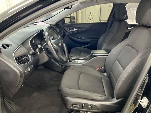 Used 2016 Chevrolet Malibu LT w/ Driver Confidence Package FWD image 19