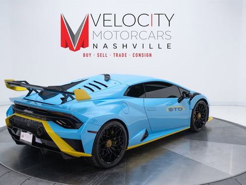 Used 2023 Lamborghini Huracan STO image 14