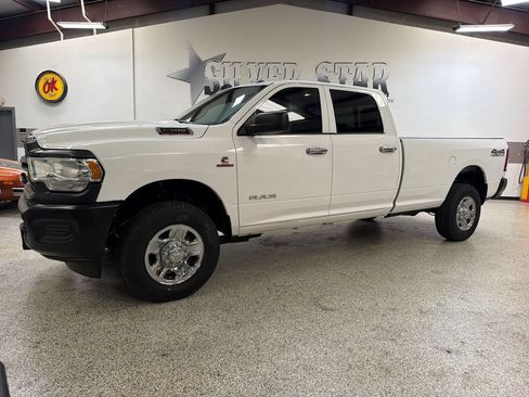 Used 2019 RAM 2500 Tradesman AWD/4WD image 1