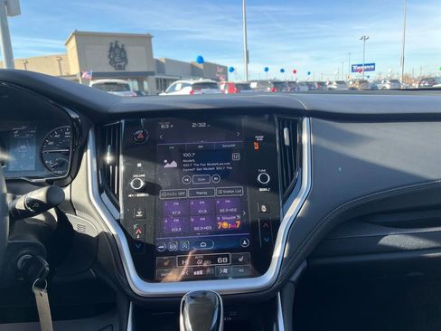 Used 2022 Subaru Outback Premium image 24