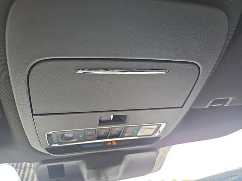 Used 2023 Ford F150 Platinum w/ FX4 Off-Road Package image 88