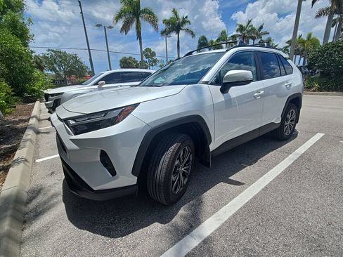Used 2025 Toyota RAV4 XLE Premium w/ Weather Package AWD/4WD image 6