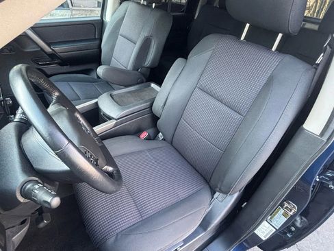 Used 2012 Nissan Titan SV w/ SV Value Truck Pkg image 17