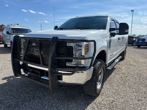 Used 2019 Ford F250 XL w/ Power Equipment Group AWD/4WD image 4