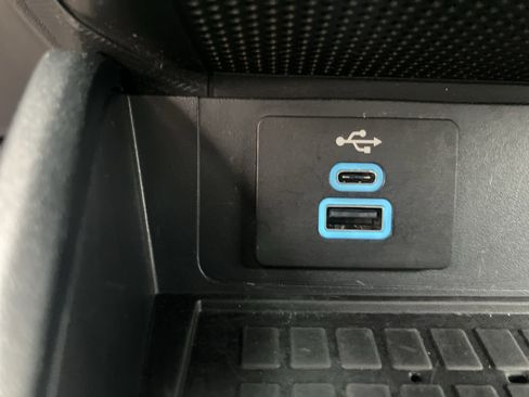 Used 2024 Ford Mustang Premium image 23