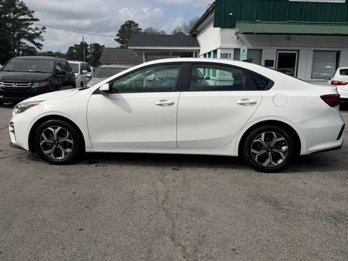 Used 2021 Kia Forte LXS FWD image 4