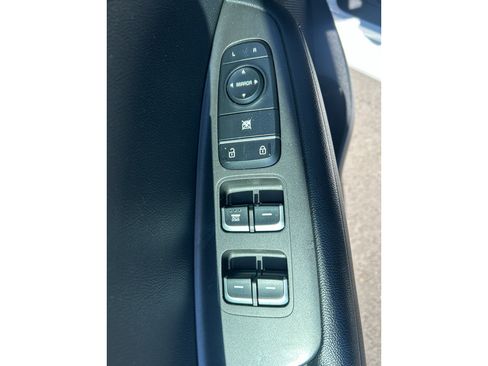 Used 2018 Kia Optima LX FWD image 13