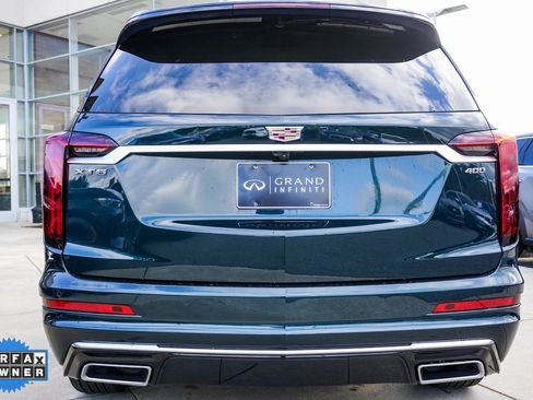 Used 2025 Cadillac XT6 Premium Luxury image 10