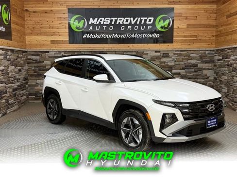 Certified 2025 Hyundai Tucson SEL AWD/4WD image 1