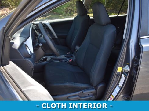 Used 2016 Toyota RAV4 LE w/ Preferred Accessory Package image 8