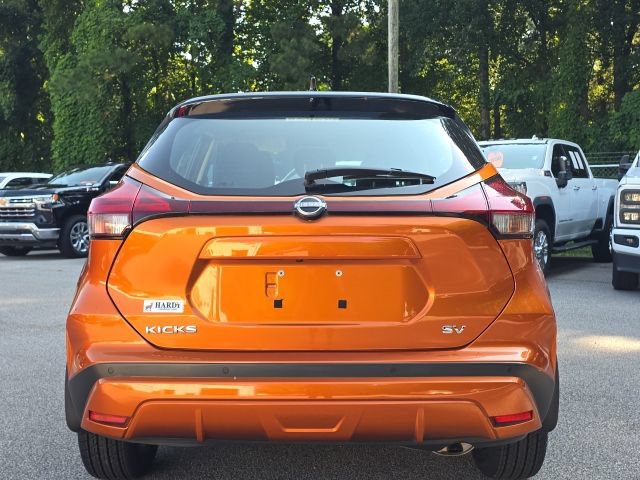 Used 2022 Nissan Kicks SV FWD image 5