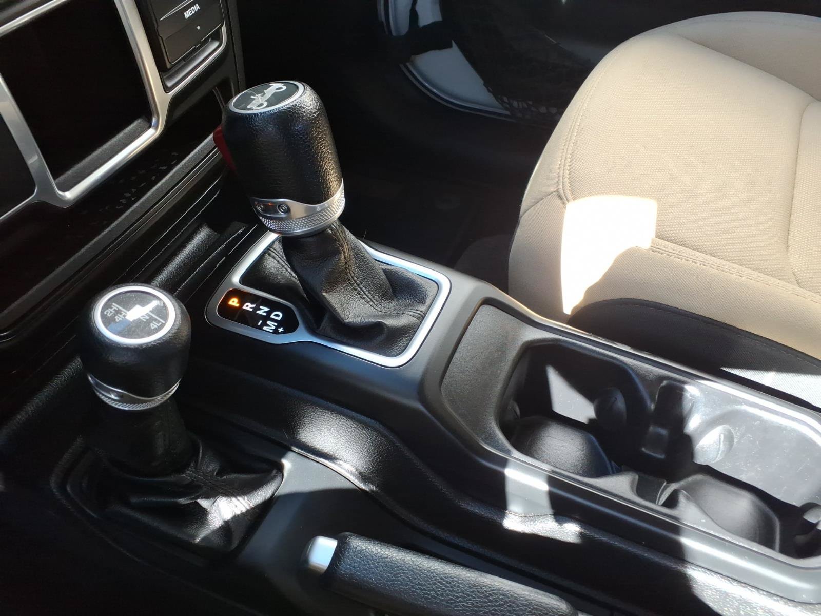 Certified 2018 Jeep Wrangler Unlimited Sport AWD/4WD image 20