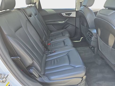 Used 2019 Audi Q7 2.0T Premium w/ Convenience Package AWD/4WD image 13
