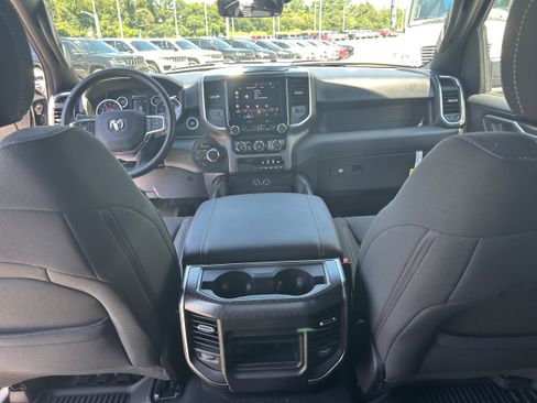 New 2026 RAM 1500 Express AWD/4WD image 15