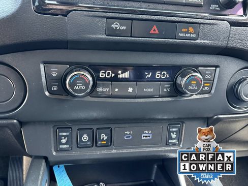 Used 2024 Nissan Frontier SL w/ Technology Package RWD image 25