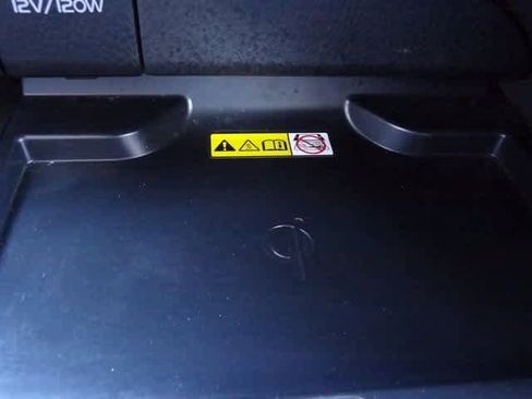 Used 2022 Toyota Camry XSE image 26