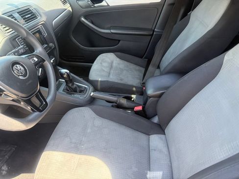 Used 2017 Volkswagen Jetta S FWD image 10