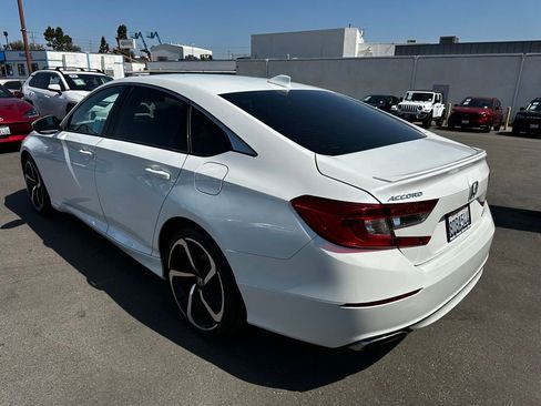 Used 2018 Honda Accord Sport image 6