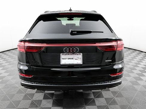 Used 2025 Audi Q8 Premium AWD/4WD image 29
