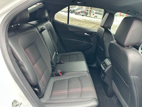 Used 2022 Chevrolet Equinox RS image 31