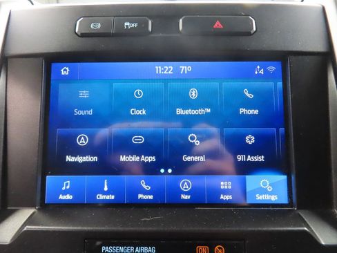 Used 2021 Ford F250 Lariat w/ Lariat Value Package AWD/4WD image 17