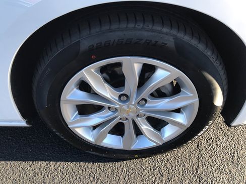 Used 2023 Chevrolet Malibu LT image 21