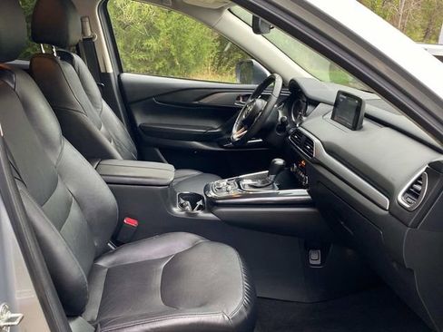 Used 2017 MAZDA CX-9 Touring image 34