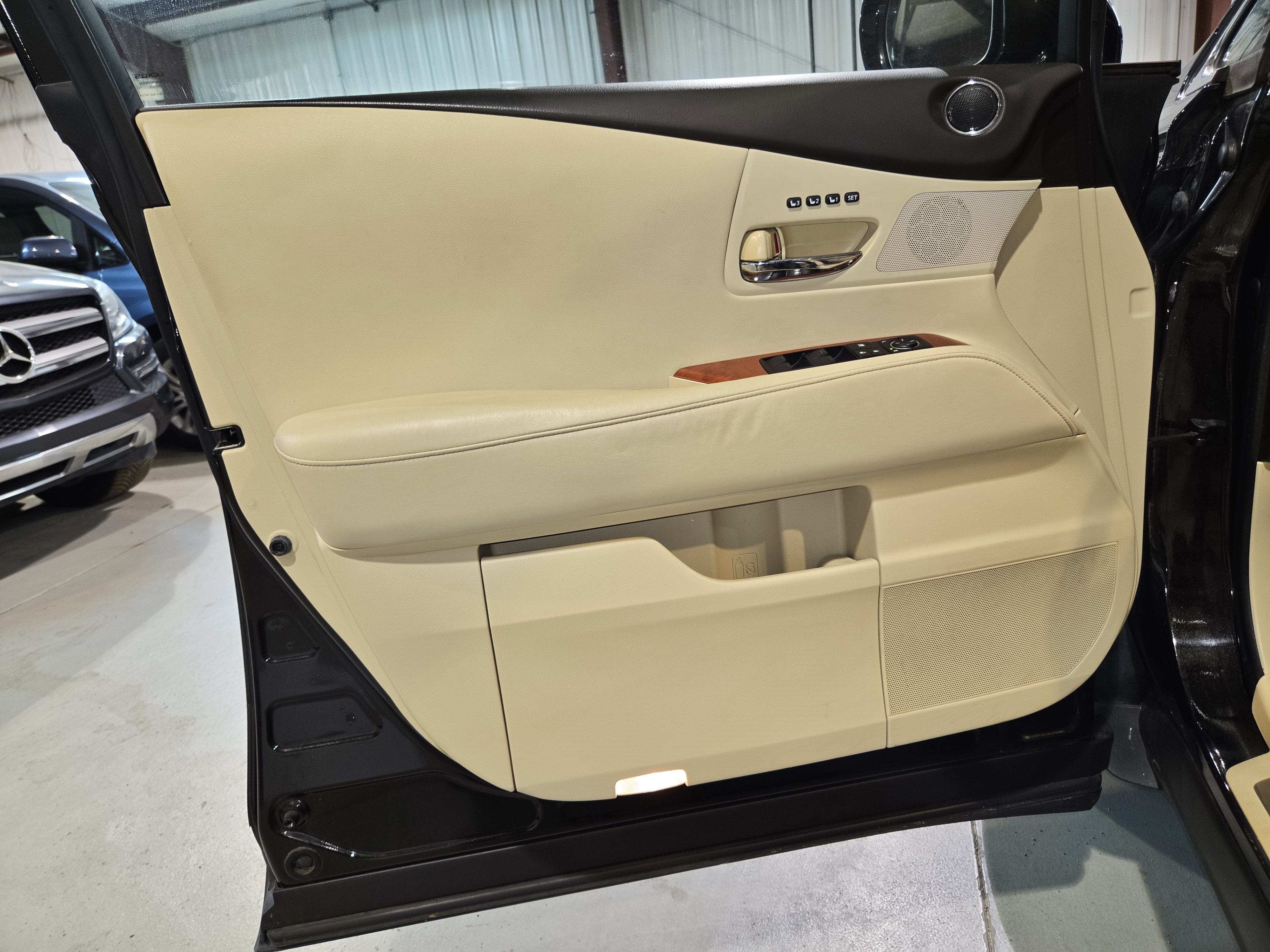 Used 2012 Lexus RX 350 AWD w/ Premium Pkg image 13
