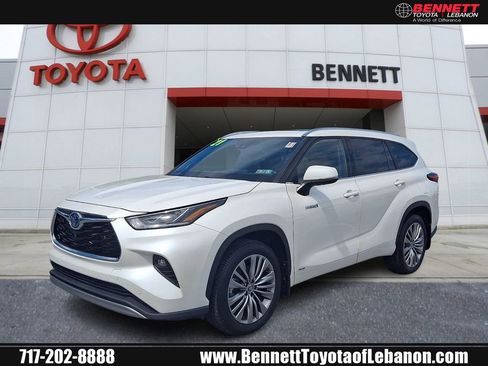 Used 2021 Toyota Highlander Platinum AWD/4WD image 1
