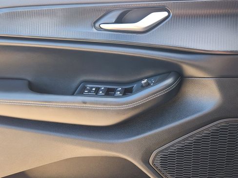 Used 2023 Jeep Grand Cherokee L Laredo image 26