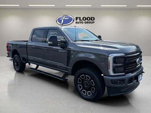 New 2026 Ford F250 4x4 Crew Cab Super Duty image 1
