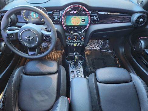 Used 2023 MINI Cooper SE image 19