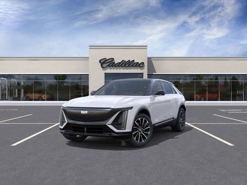 New 2025 Cadillac Lyriq Sport image 8