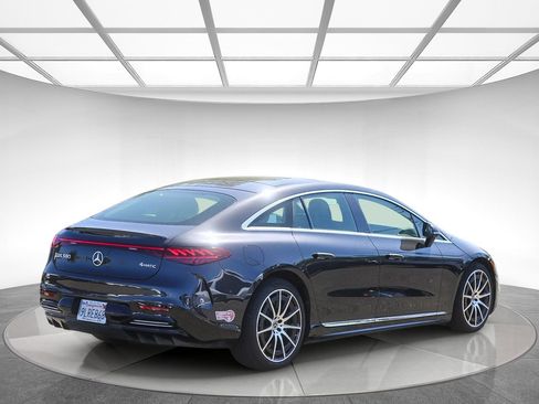 Certified 2023 Mercedes-Benz EQS 580 4MATIC Sedan image 3