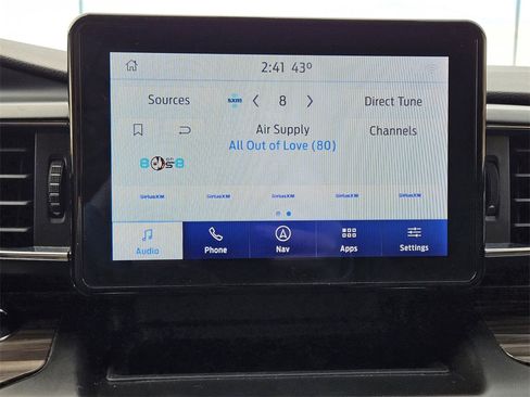 Used 2020 Ford Explorer Limited image 13