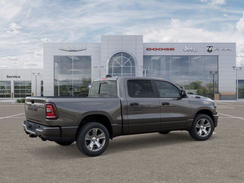 New 2026 RAM 1500 Express image 4