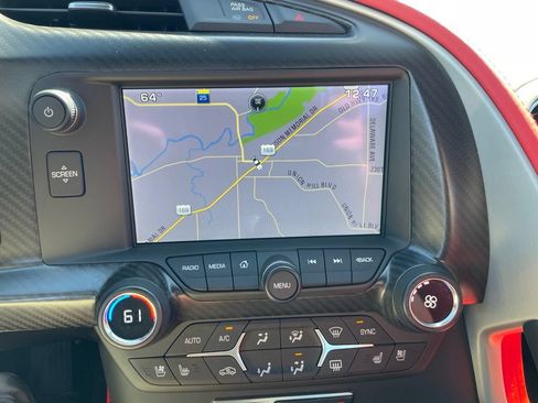 Used 2015 Chevrolet Corvette Z06 w/ 3LZ Preferred Equipment Group RWD image 14