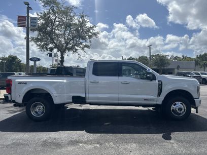 New 2026 Ford F350 Platinum w/ Platinum Plus Package
