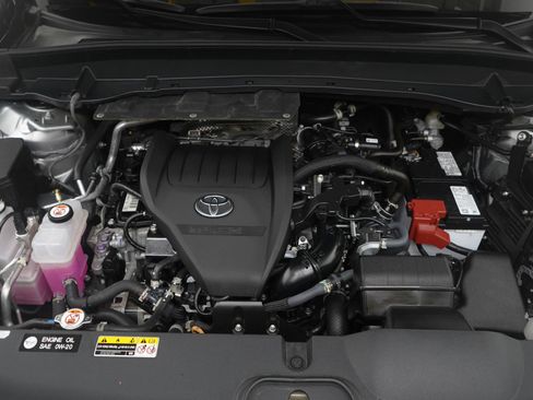 Used 2025 Toyota Grand Highlander AWD image 34