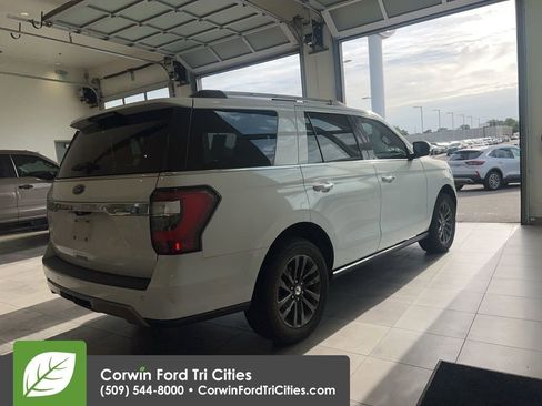 Used 2019 Ford Expedition Limited w/ Equipment Group 301A AWD/4WD image 9