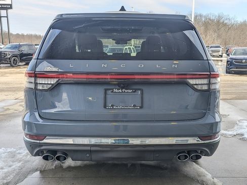 Used 2025 Lincoln Aviator AWD w/ Equipment Group 101A image 10