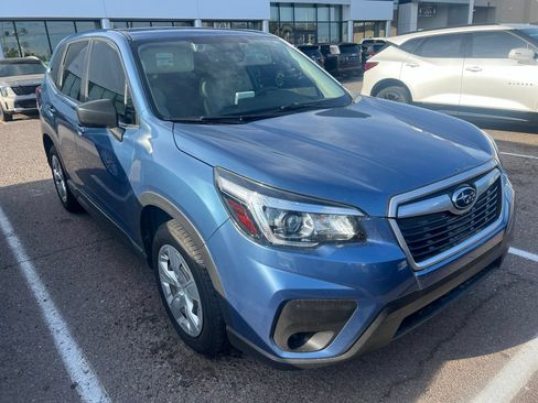 Used 2019 Subaru Forester AWD/4WD image 2